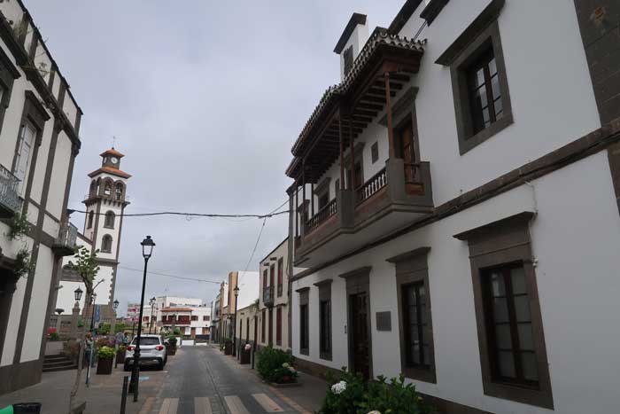 Calle principal de Moya, Miguel Hernandez