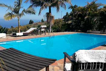 Casa Rural con piscina en Tijarafe Los Abuelos en La Palma