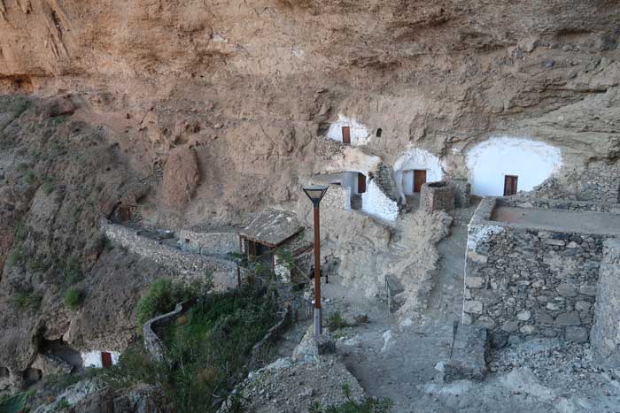 Casas Cuevas del poblado troglodita de Acusa Seca, Artenara