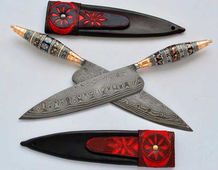 Cuchillo canario exclusivo con la hoja de Damasco