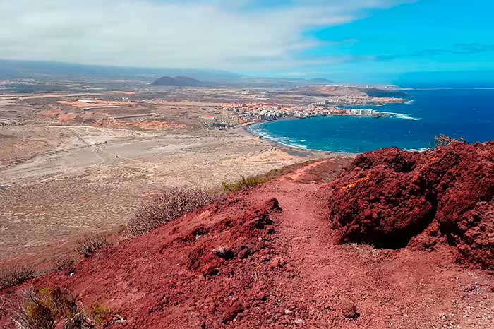 Panorámica desde Montaña Roja en El Médano en el sur de Tenerife