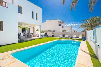 Villa con jardín y piscina en Lanzarote