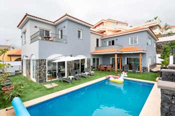 Villa de alquiler con piscina privada para grupos grandes en Puerto de la Cruz Syrah